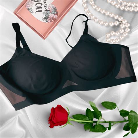 Take your shapewear to the next level. . Honey love crossover bra